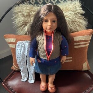 Our Generation Leslie Doll Brunette/Brown Eyes